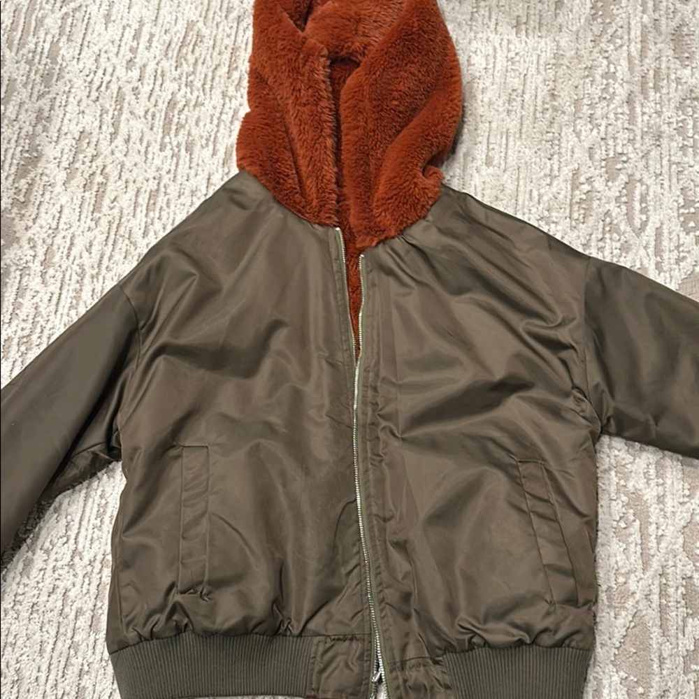 Reversible warm bomber